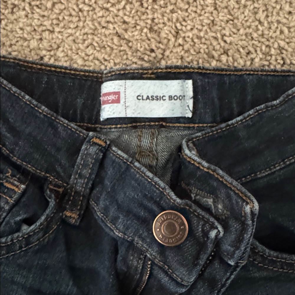 3 Pair of Boys Jeans - Wrangler & Levi - Picture 5 of 16